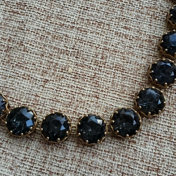 J.Crew Charcoal Grey Large Crystal Crown Setting Necklace - Picture 4 of 7